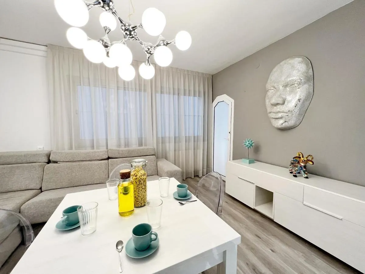 Cosy Montroig Sitges Apartment